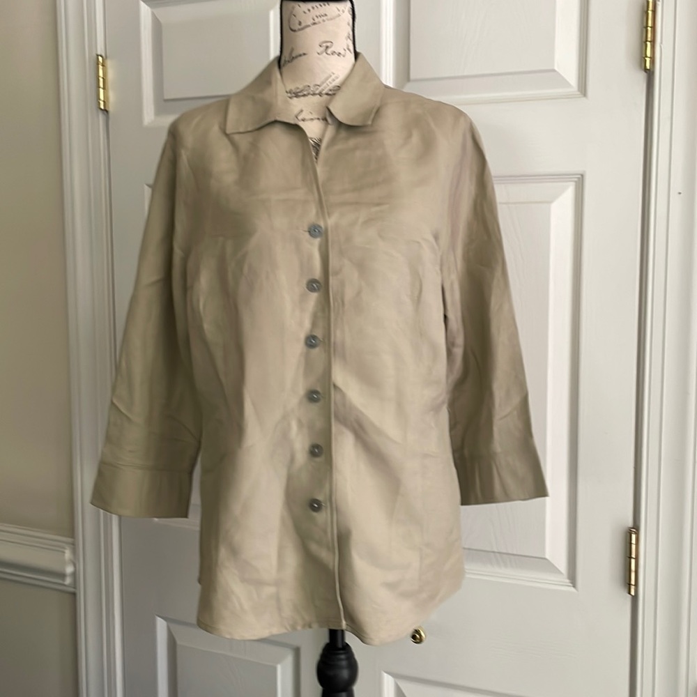 East 5th buttons down shirt